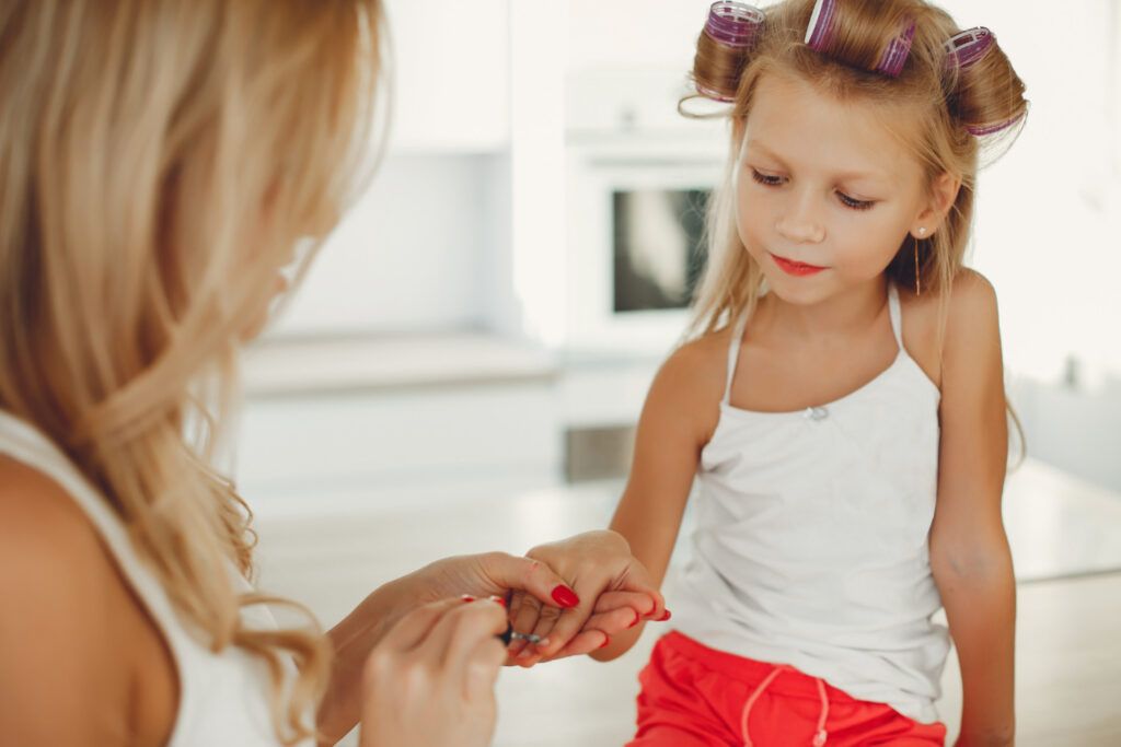 bratara-snur-rosu-bebe-1