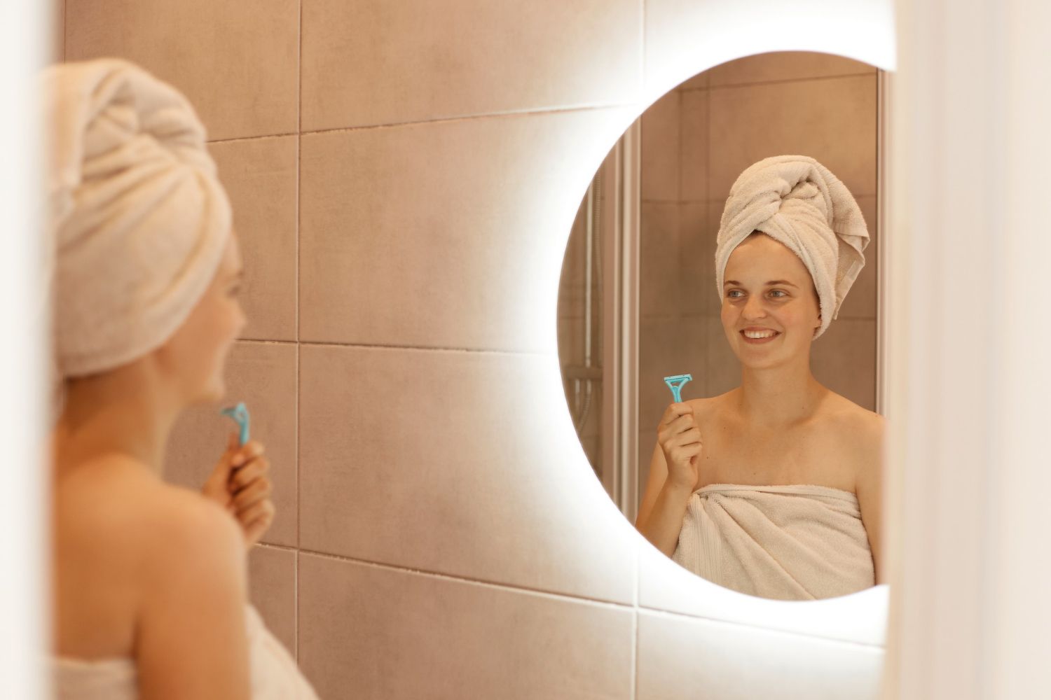 oglinda-baie-cu-led-si-dezaburire