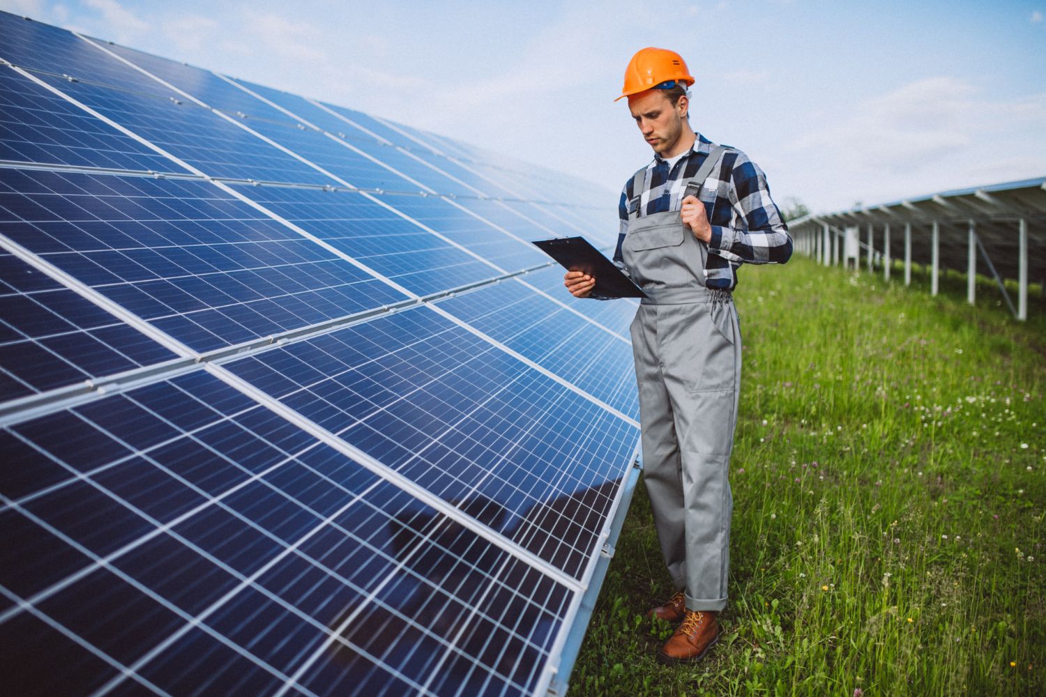 panouri-fotovoltaice-ialomita-1